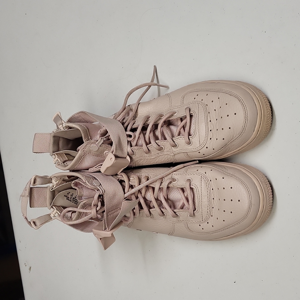 Nike SF Air Force 1 Mid Slit Red Dust Shoes Pink High TopsShoe Size 7Y (8.5W)